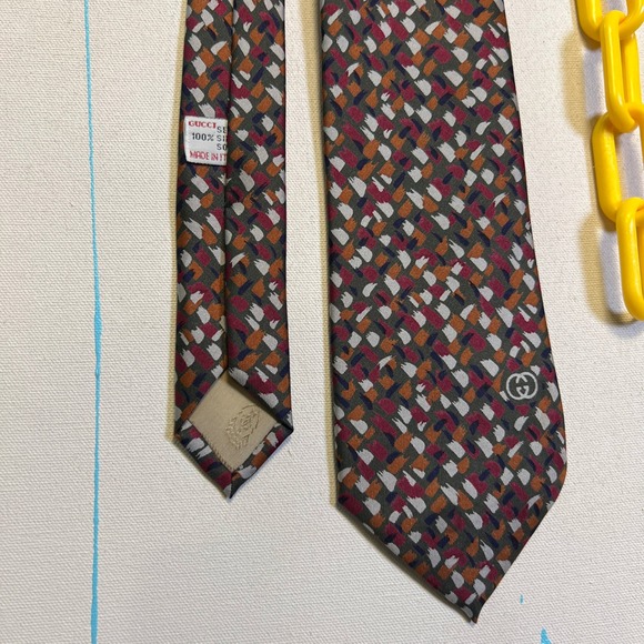 VTG Gucci 100% Silk Tie 3x58" Cravat Fashion Accessory 1990s 1995 Italy Origin - Picture 1 of 9